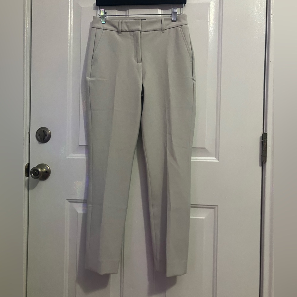 WHBM -slim ankle stretch pants/light gray